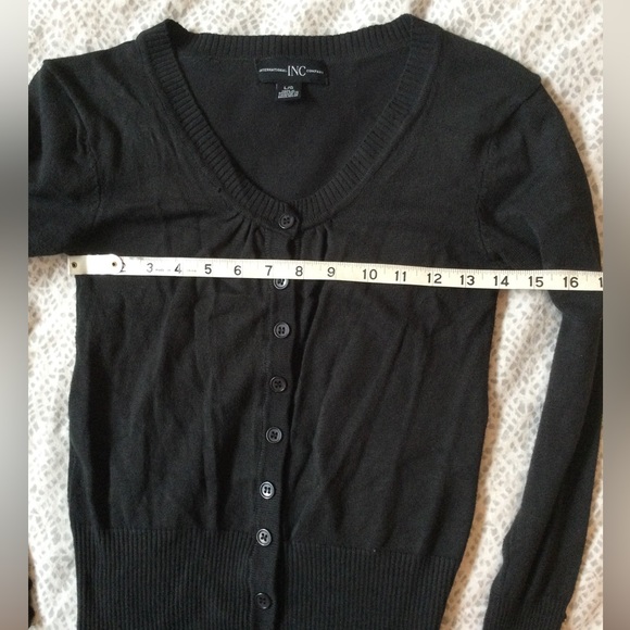 Button down sweater - Picture 4 of 7